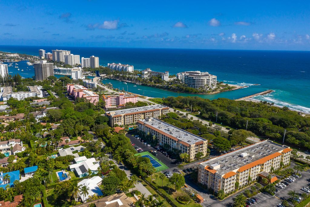 Photo of 951 De Soto Road #427, Boca Raton, FL 33432 (MLS # R11025328)
