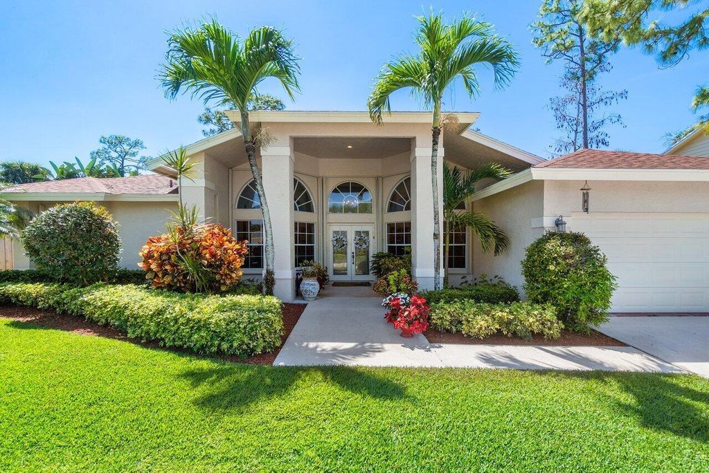 Photo of 14360 Larkspur Lane, Wellington, FL 33414 (MLS # R10968391)