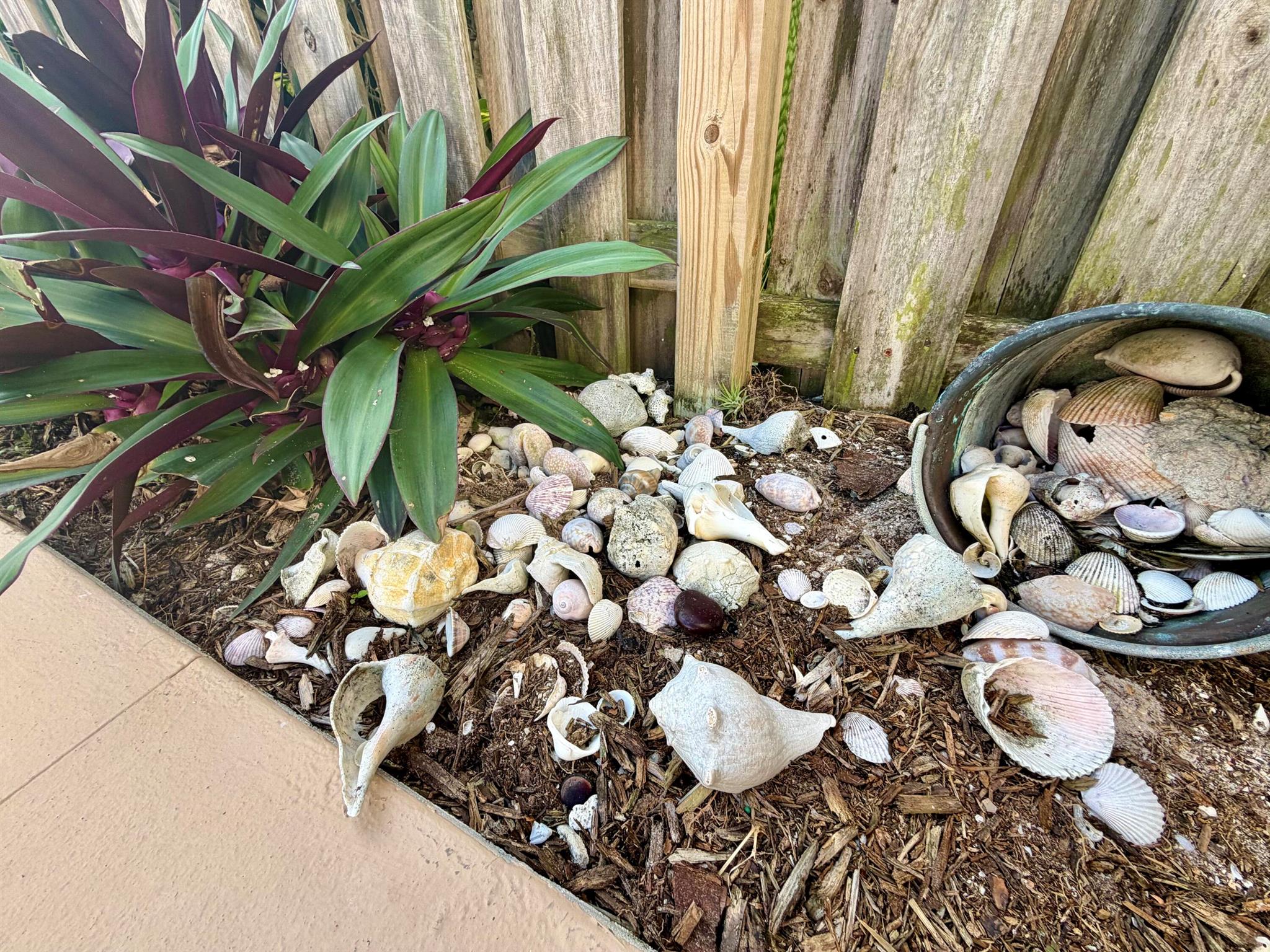 OCEAN HARBOUR VILLAS COND - Residential