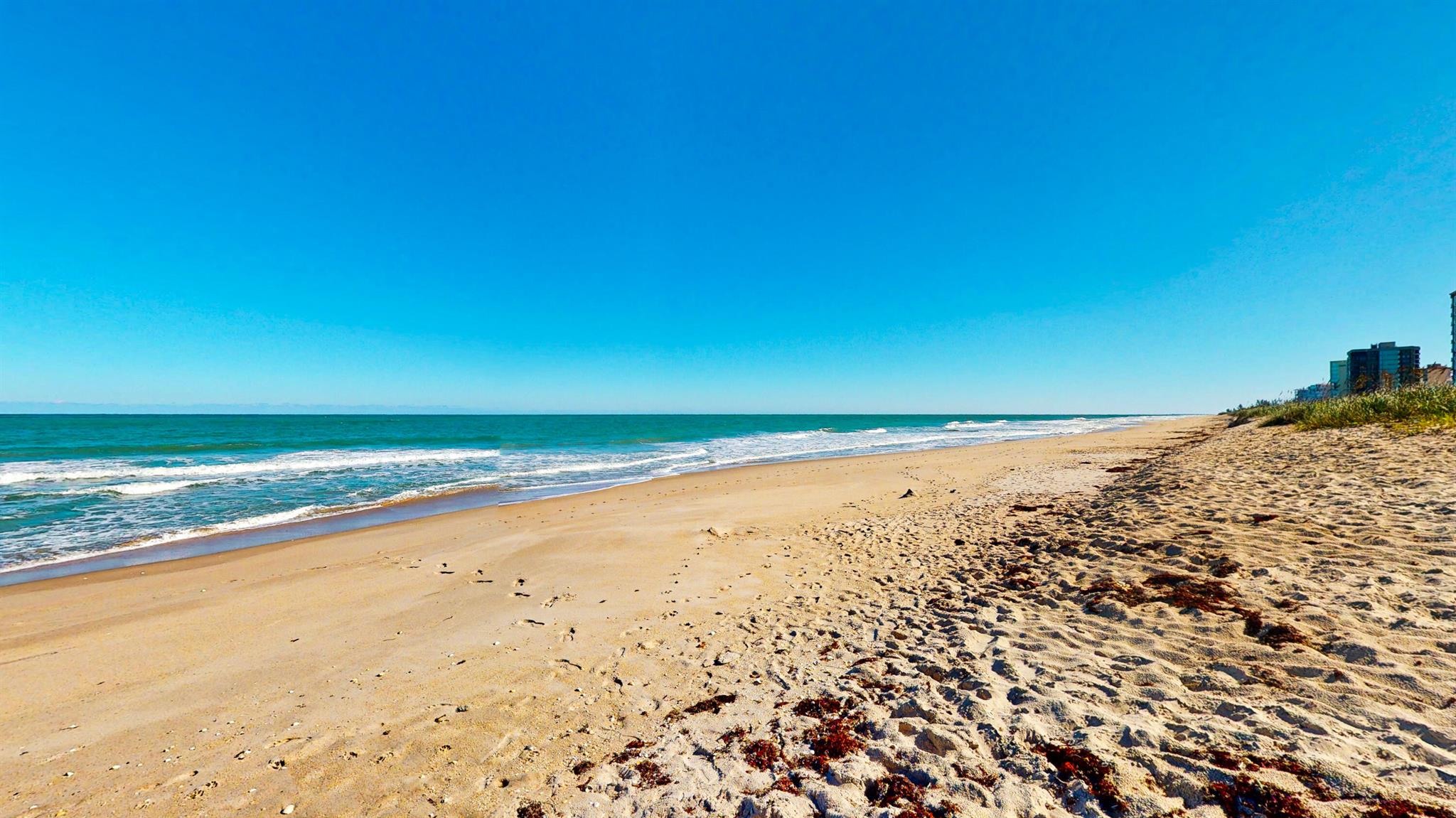 OCEAN HARBOUR VILLAS COND - Residential