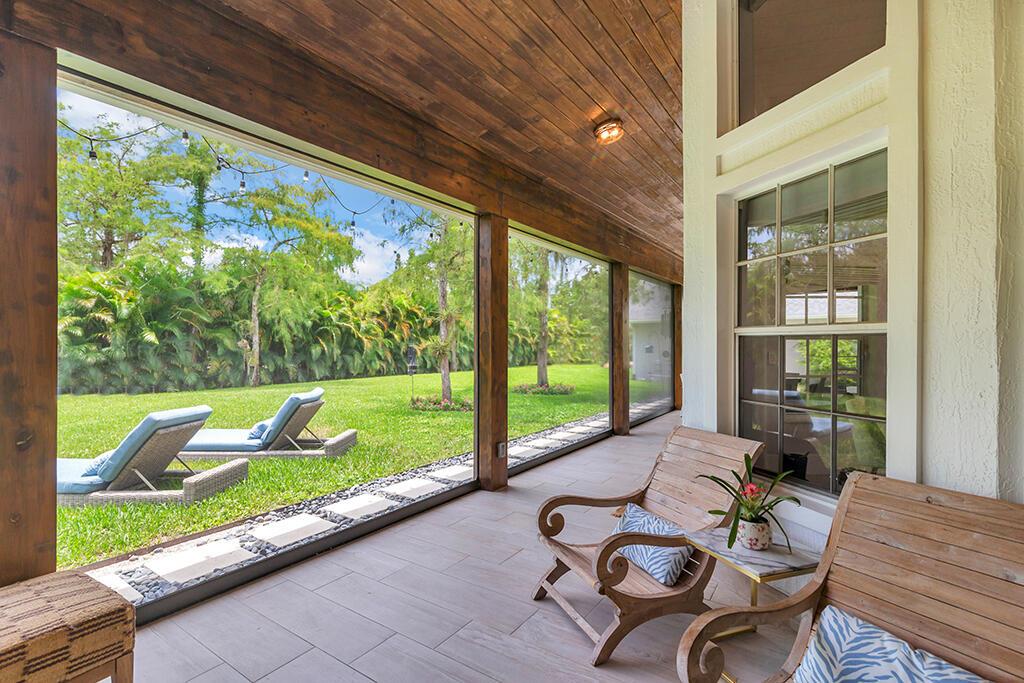 Palm Beach Country Estates - Residential