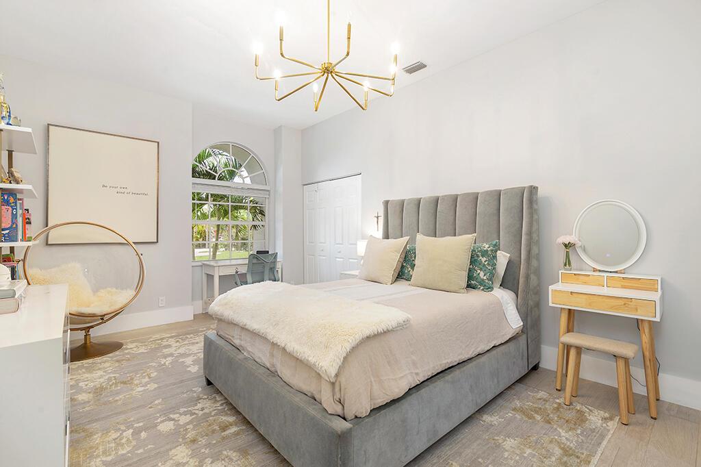 Palm Beach Country Estates - Residential