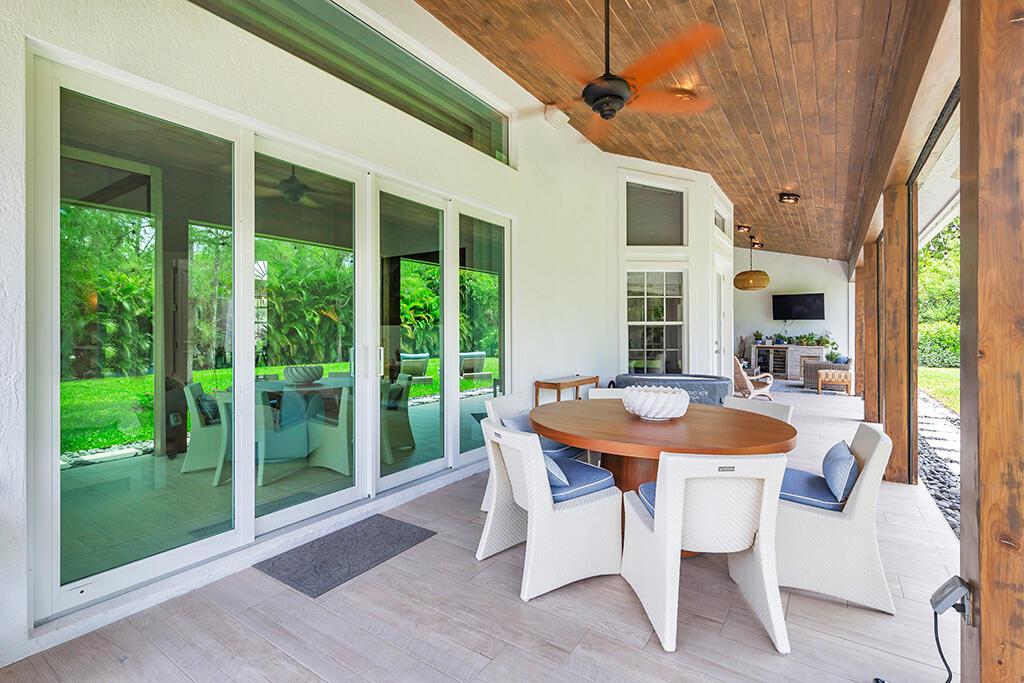 Palm Beach Country Estates - Residential