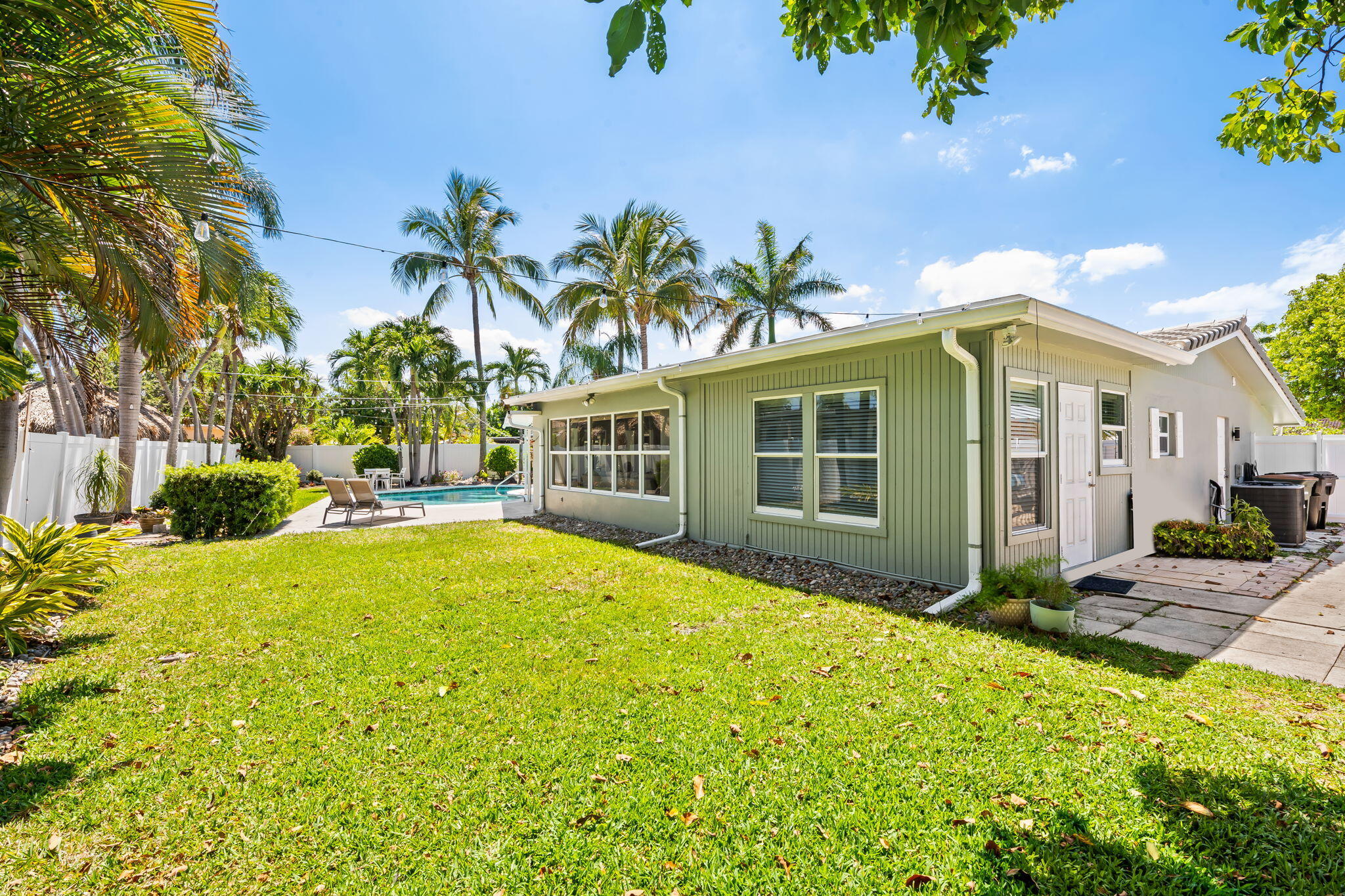 CORAL KEY HARBOR - Residential