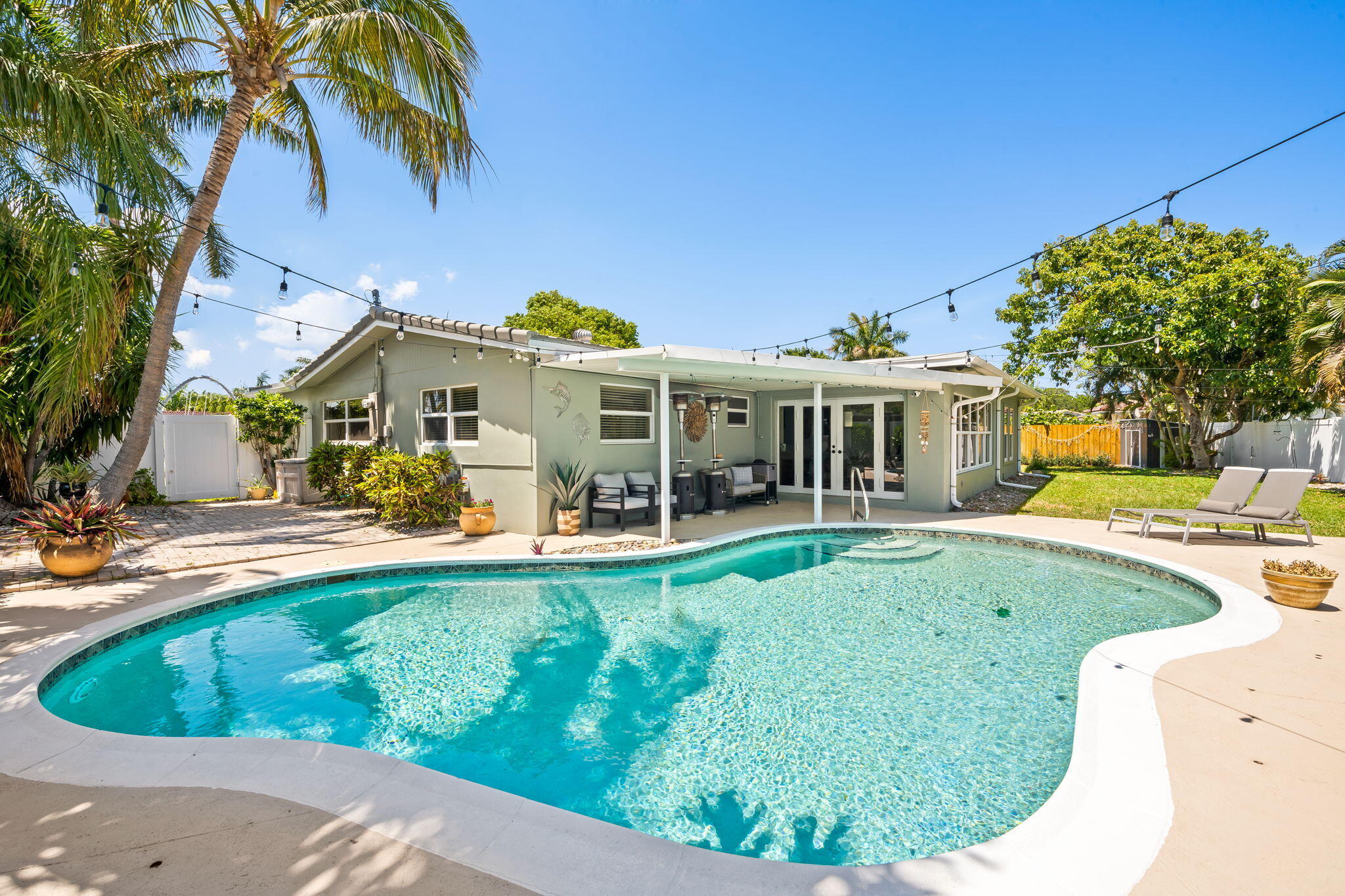 CORAL KEY HARBOR - Residential