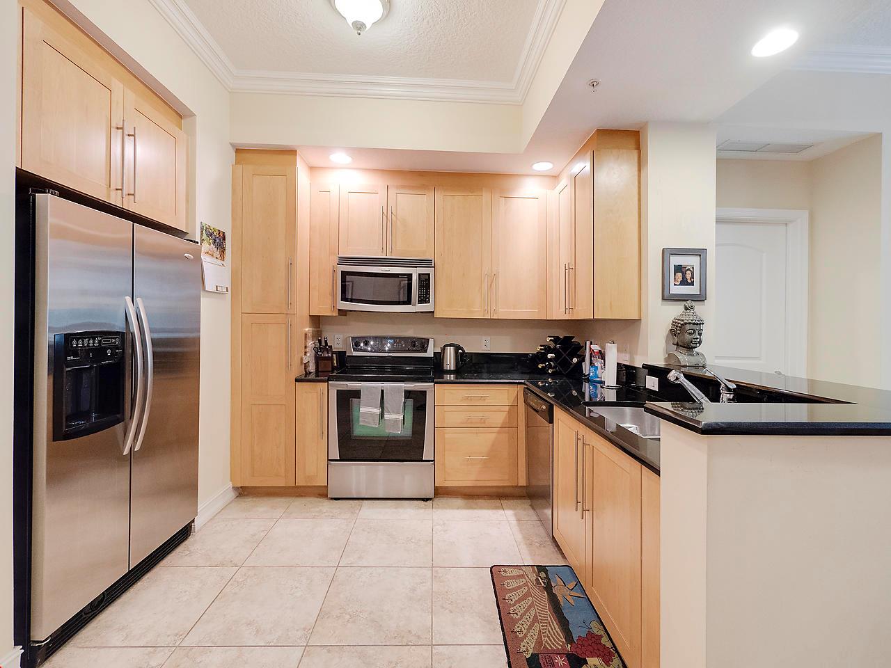 View photos, virtual tours, details... 701 S Olive Avenue 1105