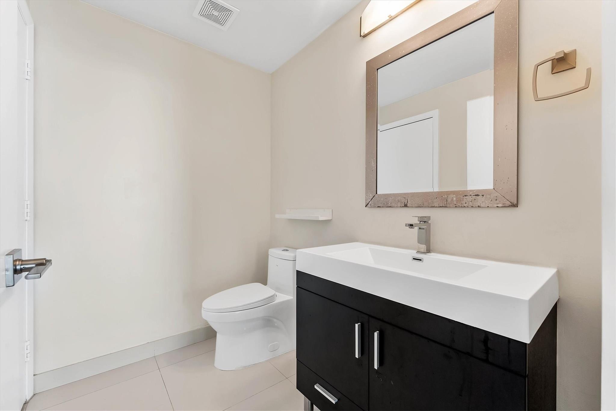 QUANTUM ON THE BAY CONDO NO 1 - Residential Lease