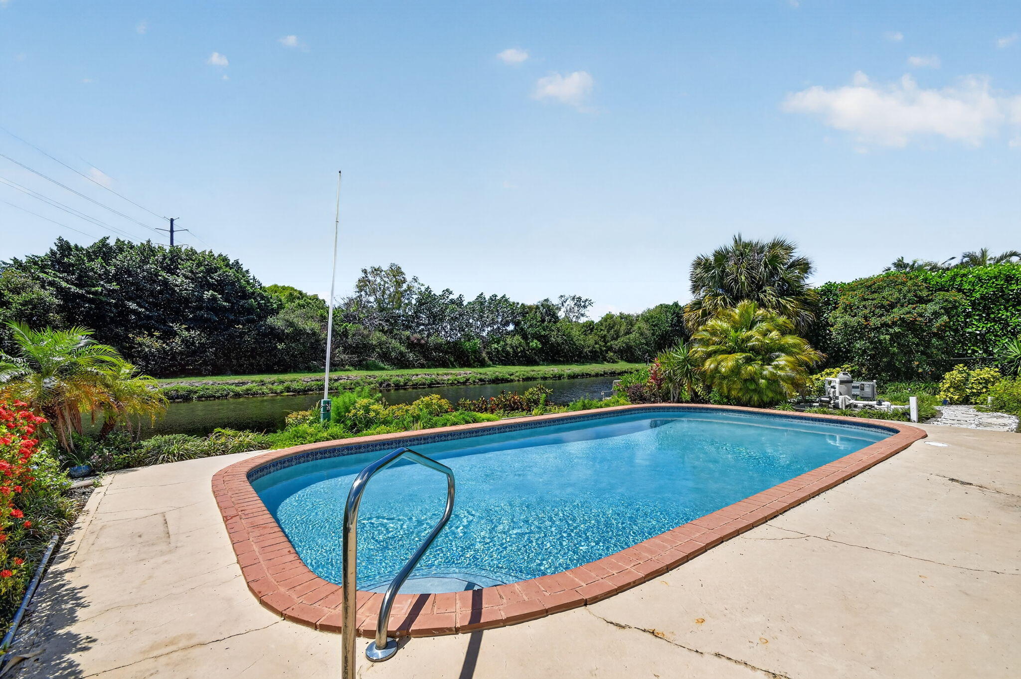 GOLFVIEW HARBOUR 1ST SEC - Residential