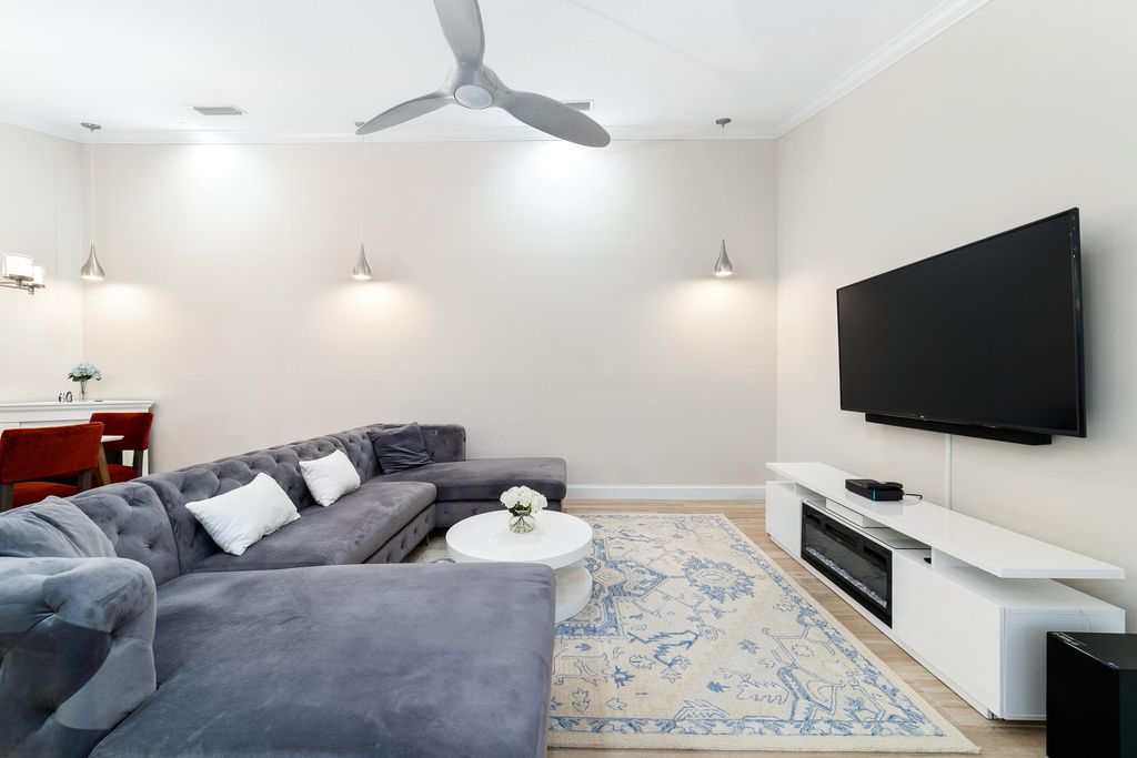 Photo of 7101 Geminata Oak Court, Palm Beach Gardens, FL 33410 (MLS # R11053510)
