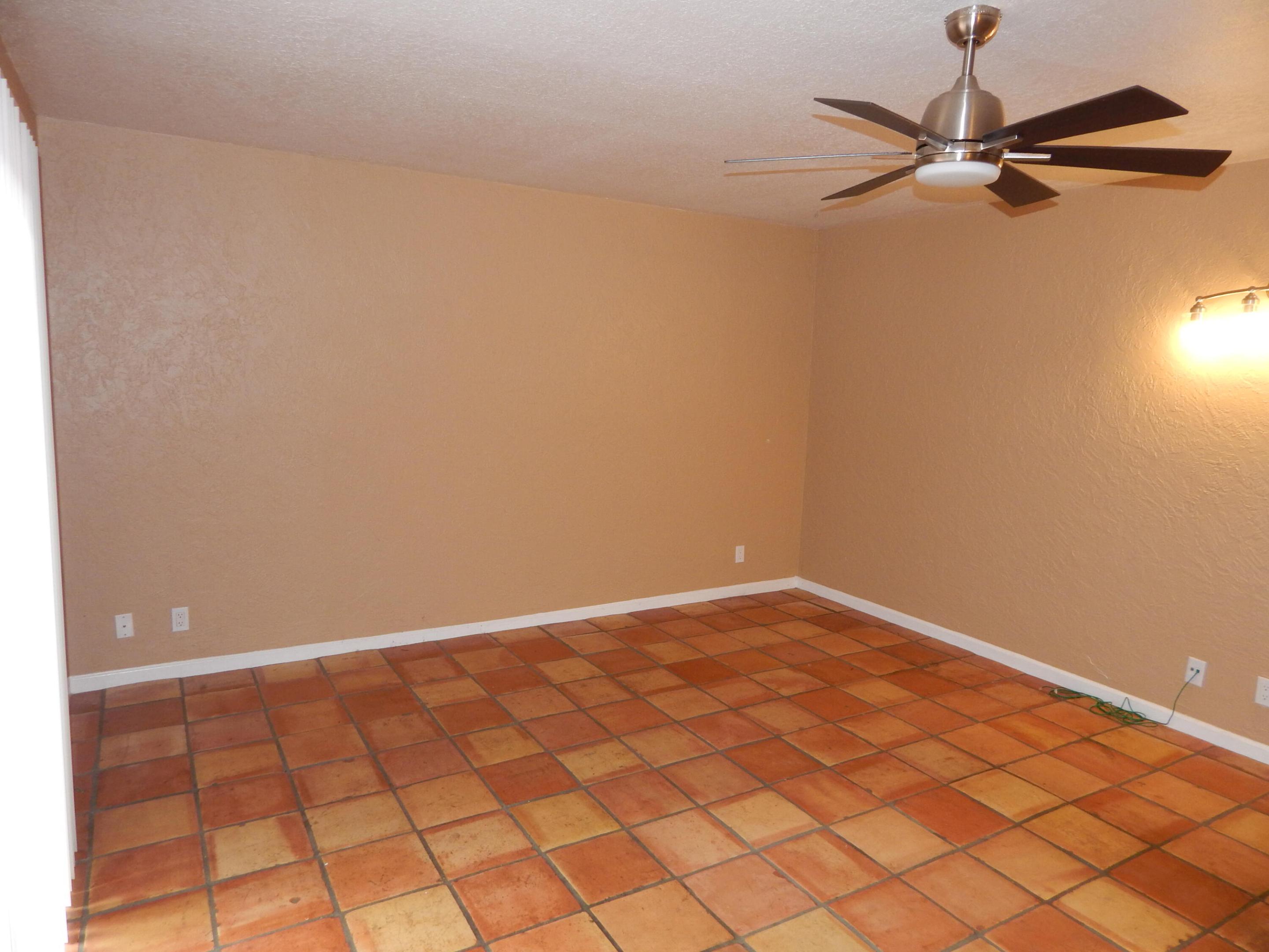 SIMS CREEK PH II - Residential Lease