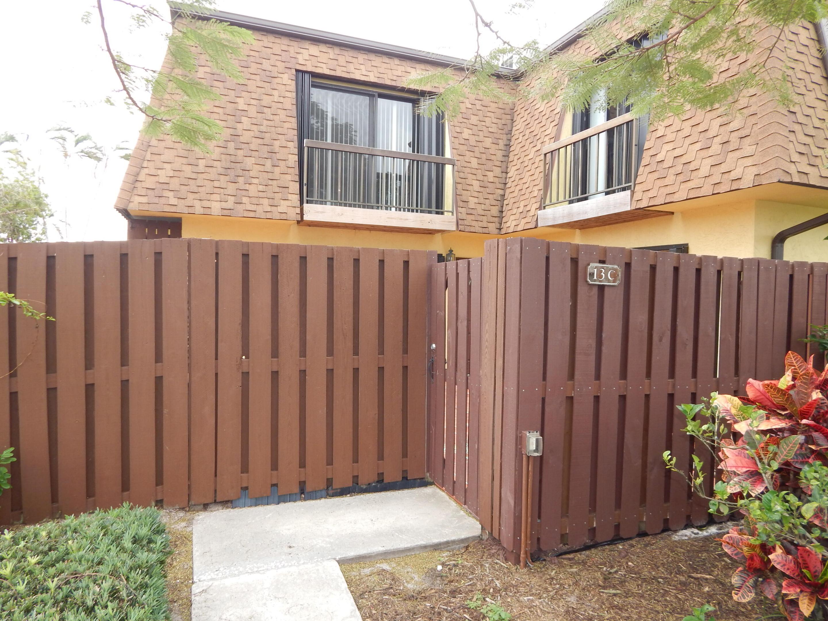 SIMS CREEK PH II - Residential Lease