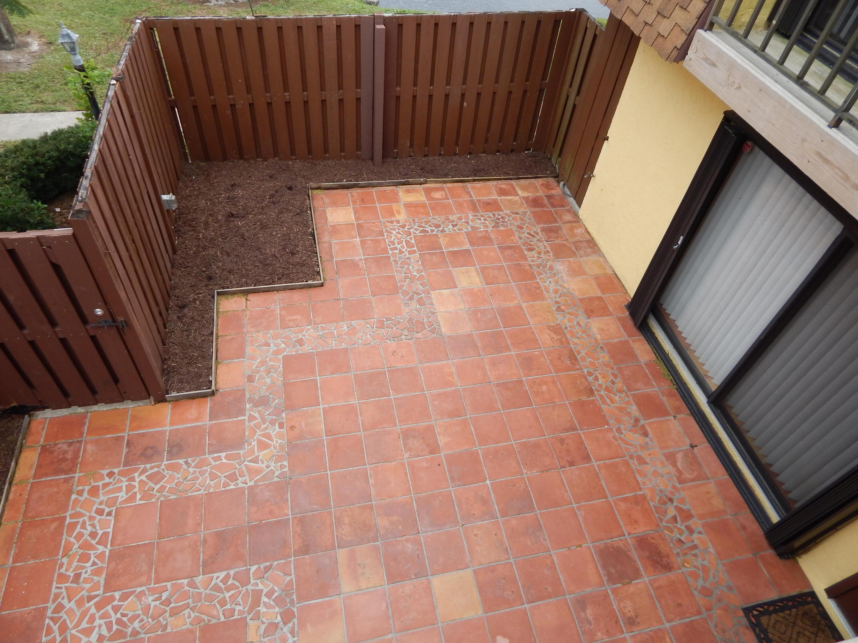 SIMS CREEK PH II - Residential Lease