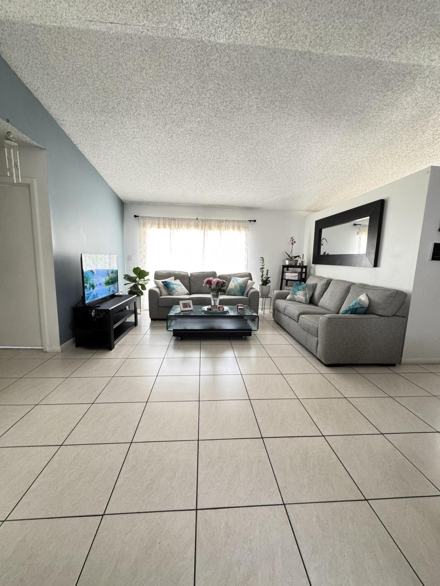 8600 NW 193rd Terrace