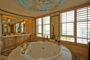 TOSCANA NORTH - Residential