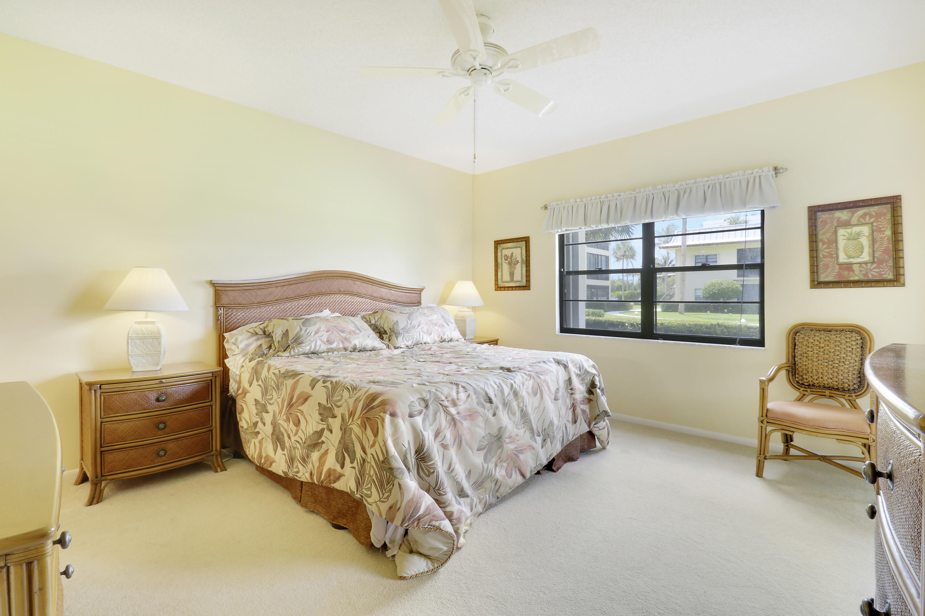 SEAMIST CONDO - Residential Lease