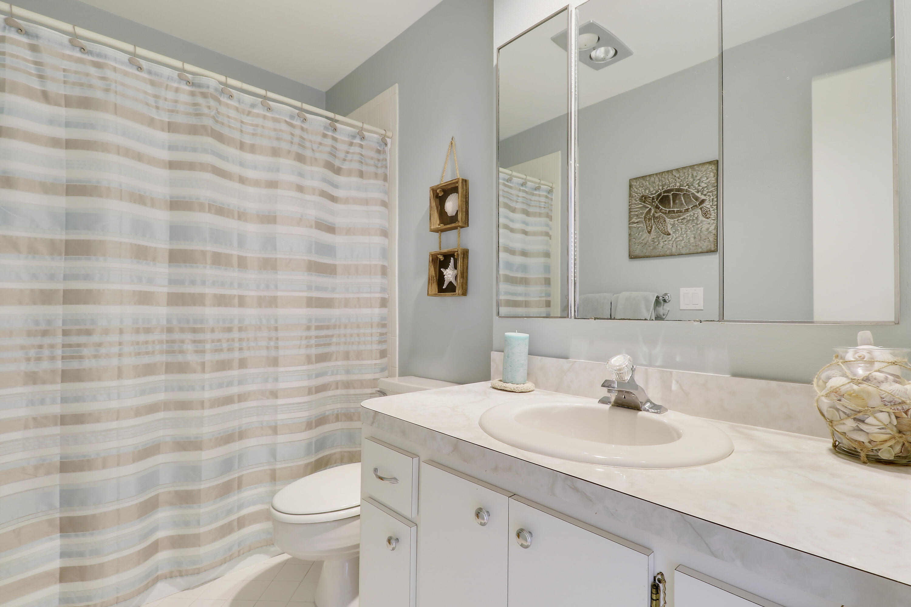 SEAMIST CONDO - Residential Lease