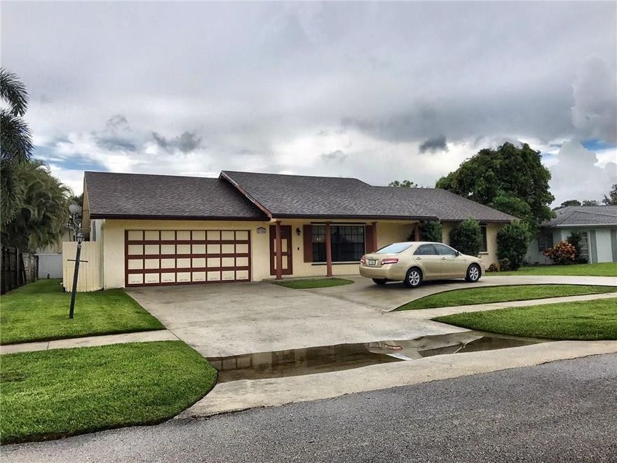 This house is awaiting your finishing touches w/ a spacious floorplan, 2 car garage, new roof, & screened in pool. The cheapest home in Pheasant Walk! The bones are great just needs some upgrades to make it one of the most desirable homes in the community. Don't miss your chance to get in this quaint community.