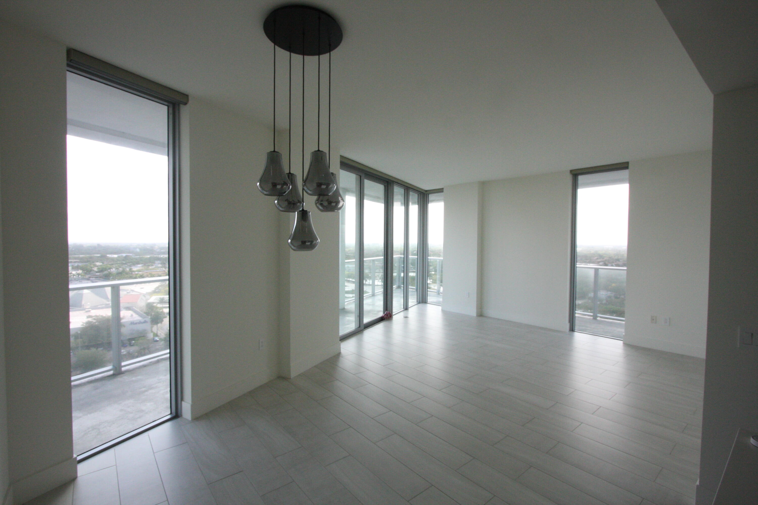METROPICA NORTH TOWER ONE - Residential Lease