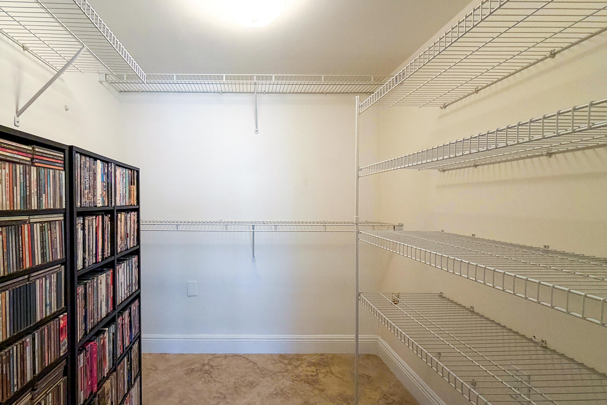 HIDDEN HARBOR CONDOMINIUM - Residential