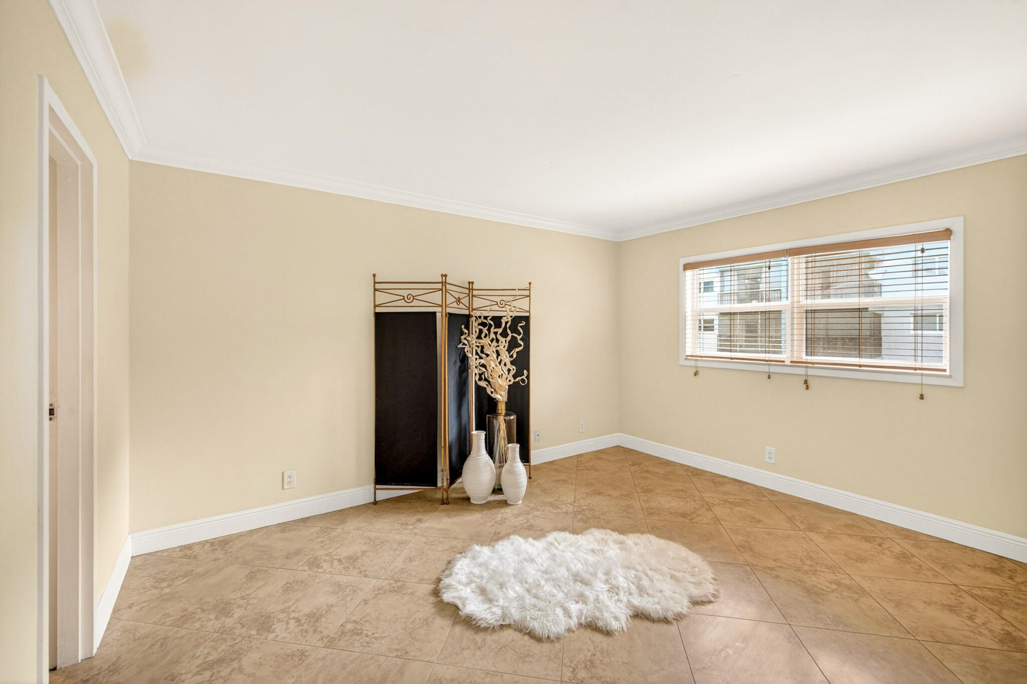 HIDDEN HARBOR CONDOMINIUM - Residential