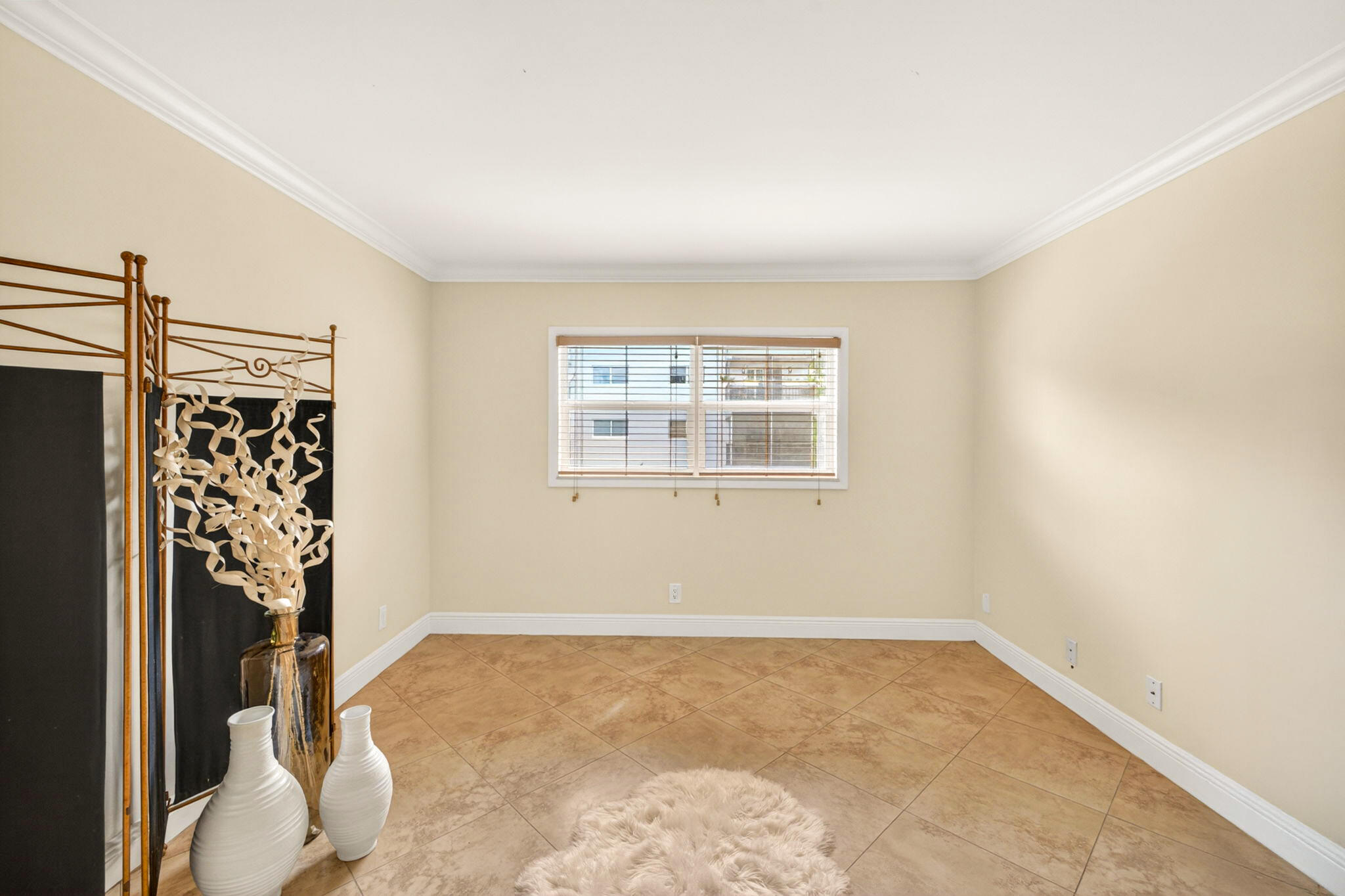 HIDDEN HARBOR CONDOMINIUM - Residential