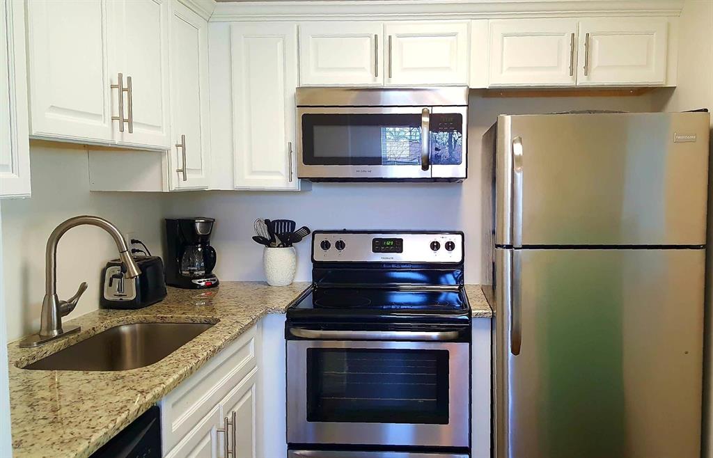 STERLING VILLAGE - Residential