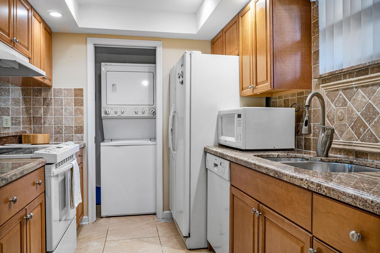 13334 Polo Club Road 238