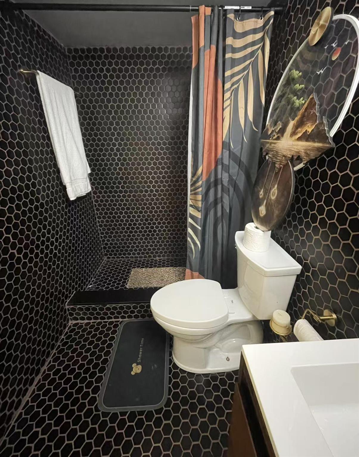 BREAKWATERS OF THE PALM B - Residential Lease