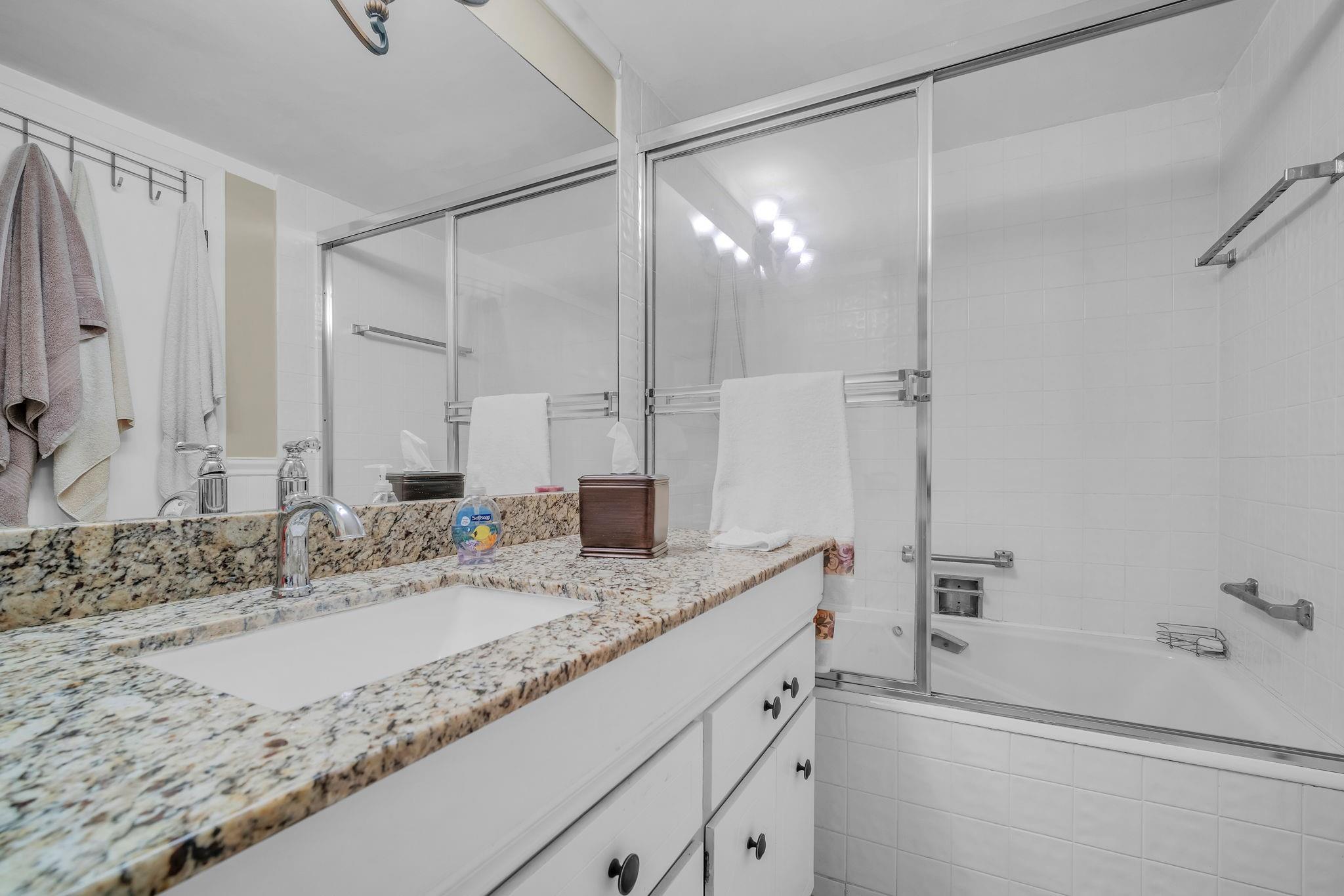 Canongate Condo - Residential