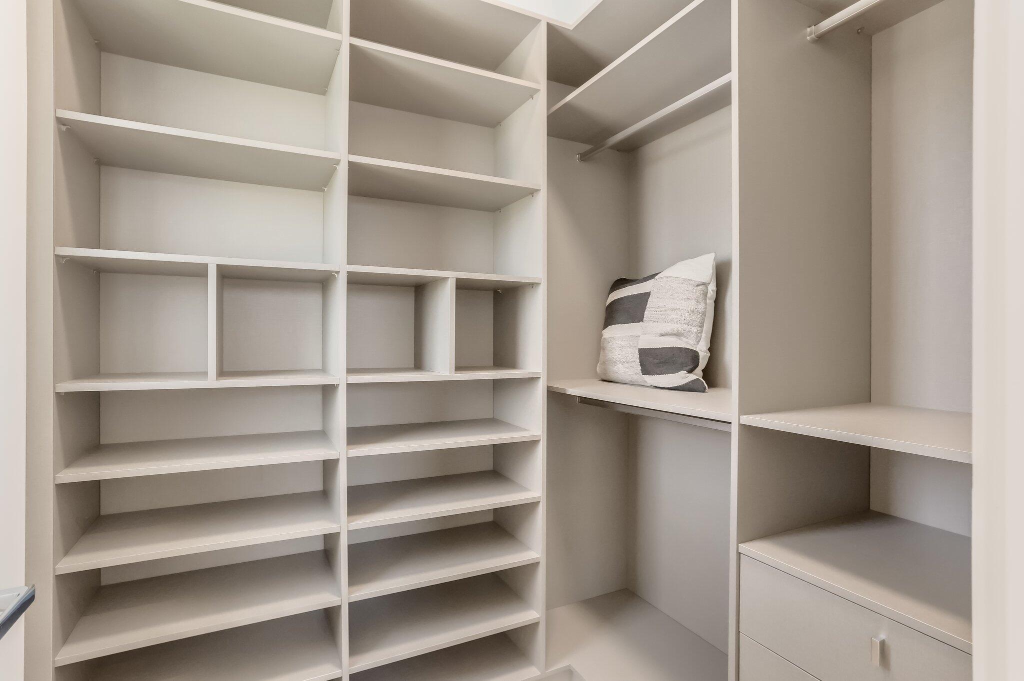 BLUE INLET - Residential