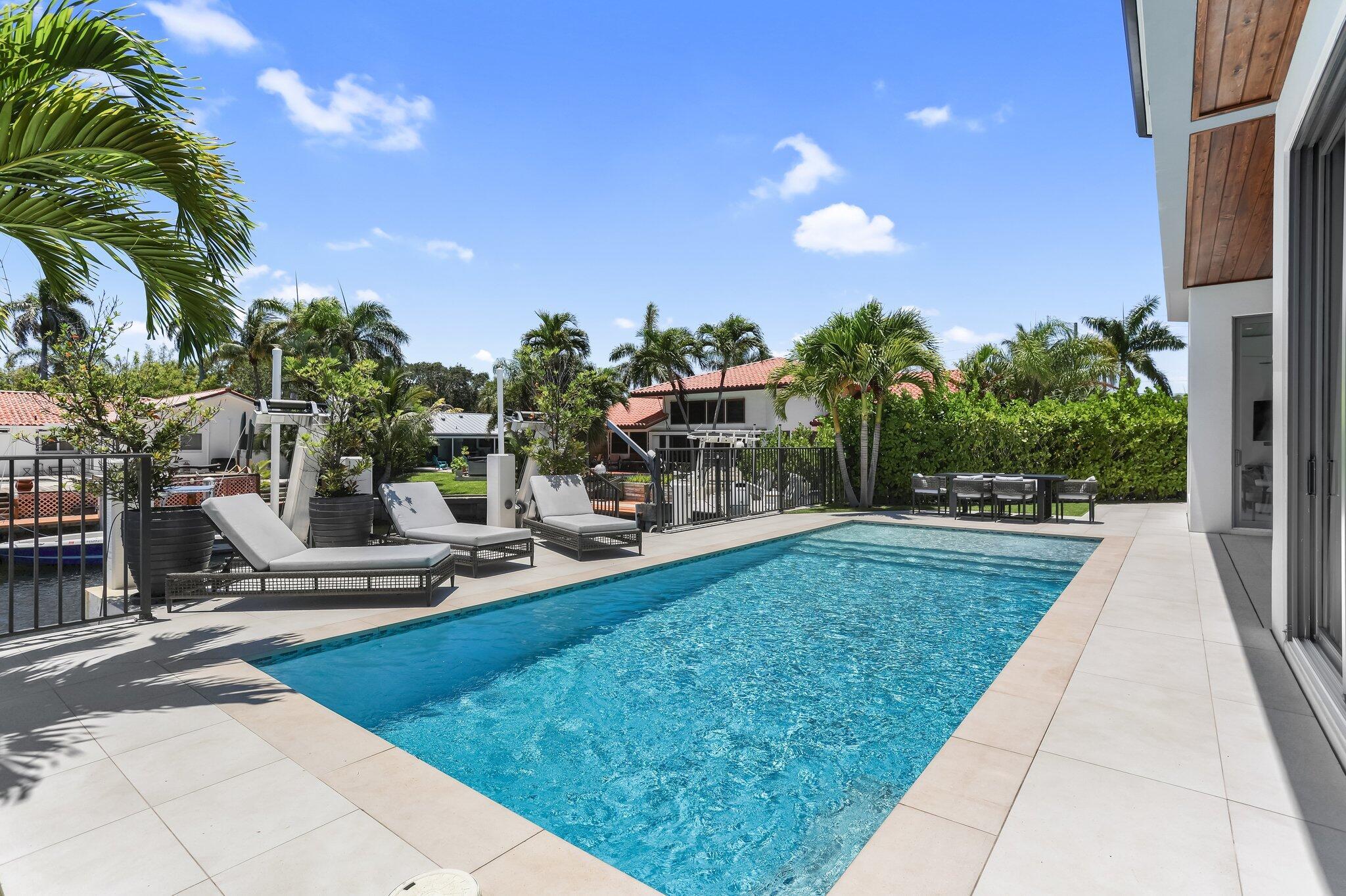 BLUE INLET - Residential