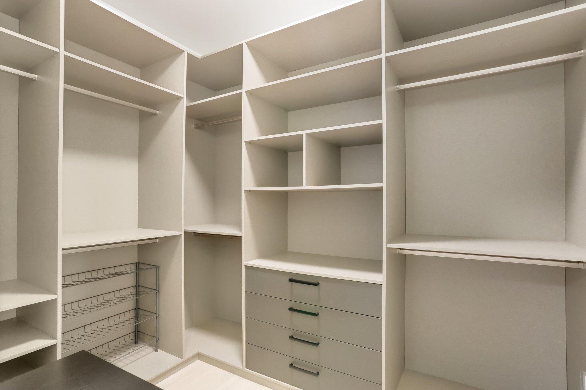 BLUE INLET - Residential