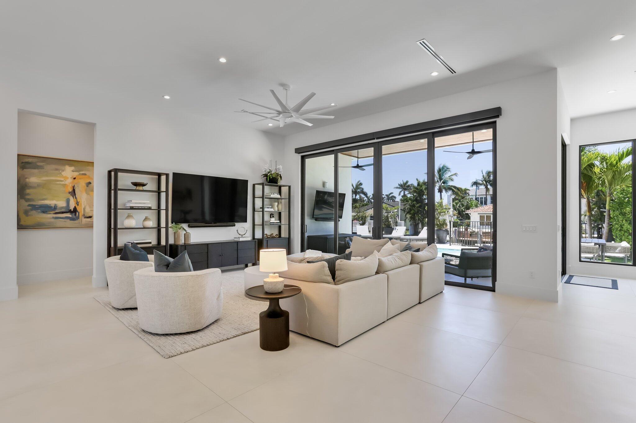 BLUE INLET - Residential