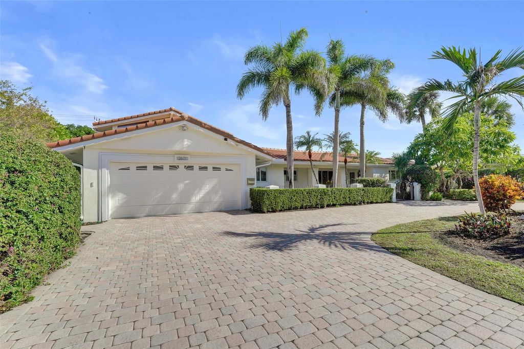 Photo of 2601 NE 37th Street, Fort Lauderdale, FL 33308 (MLS # F10539597)
