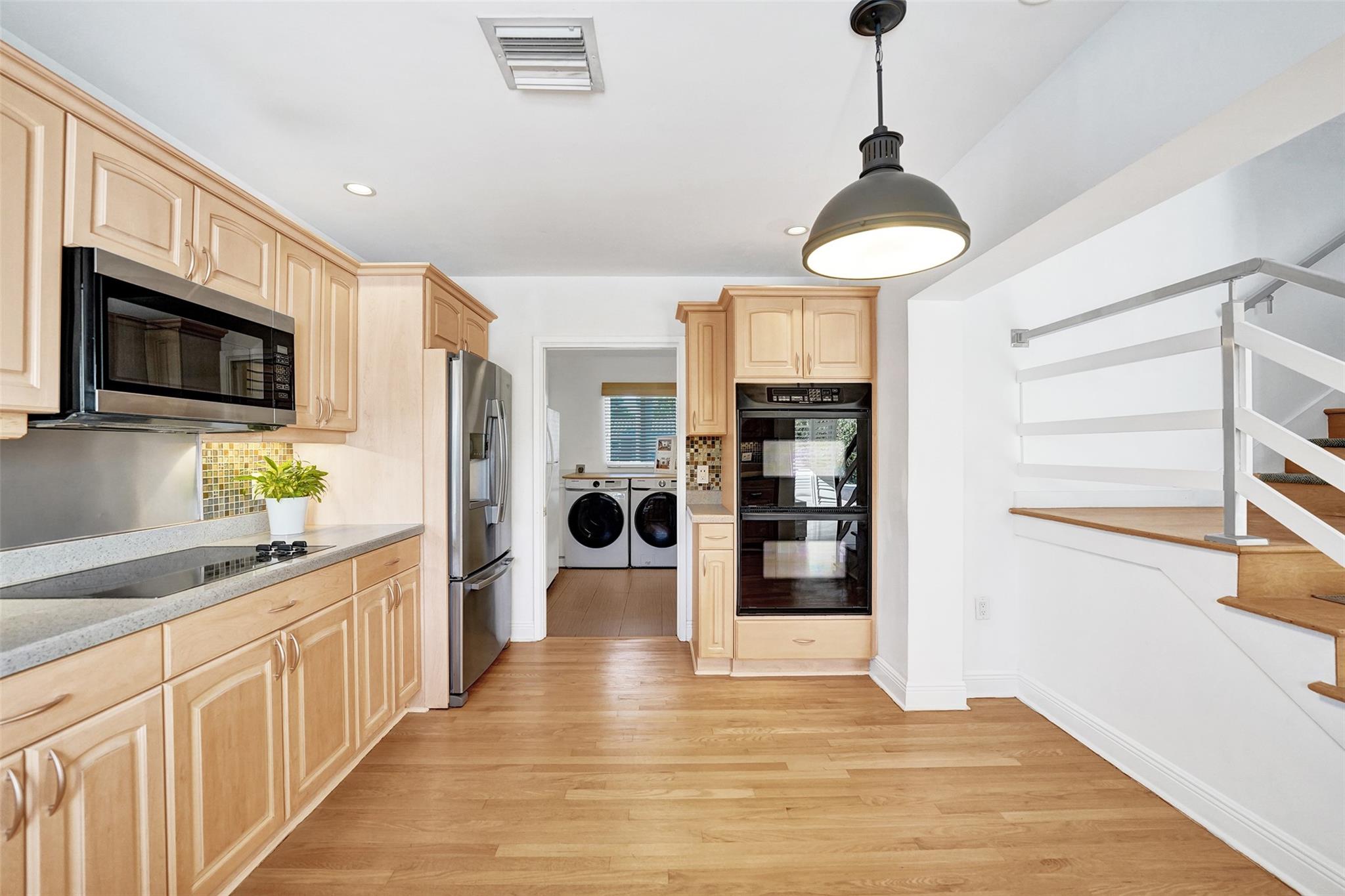 Coral Ridge Country Club - Residential