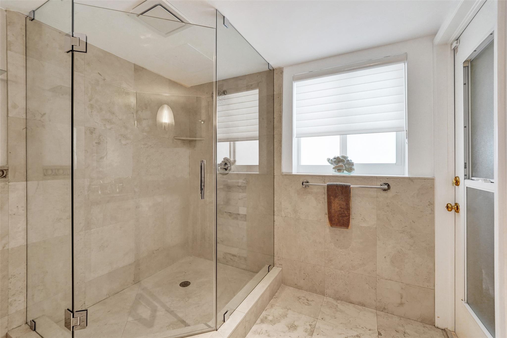 Coral Ridge Country Club - Residential