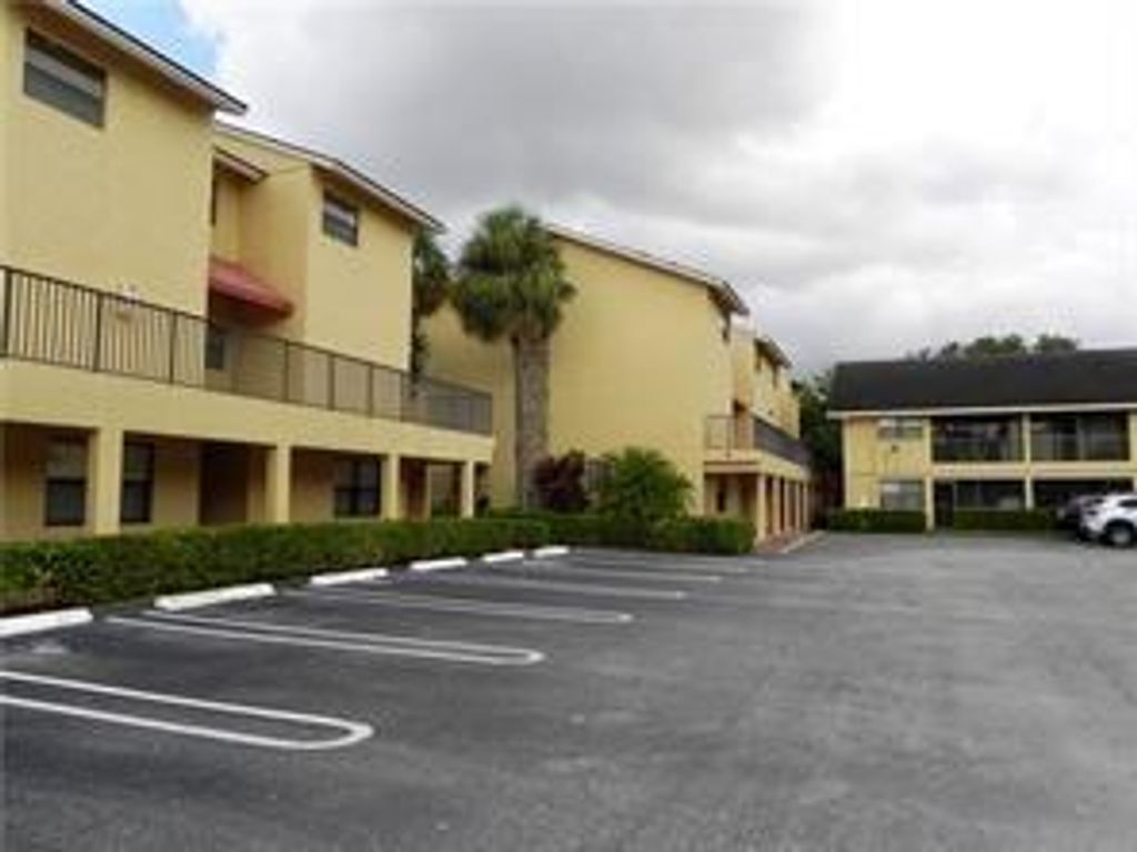 Photo of 3009 Riverside Dr #116, Coral Springs, FL 33065 (MLS # F10320967)