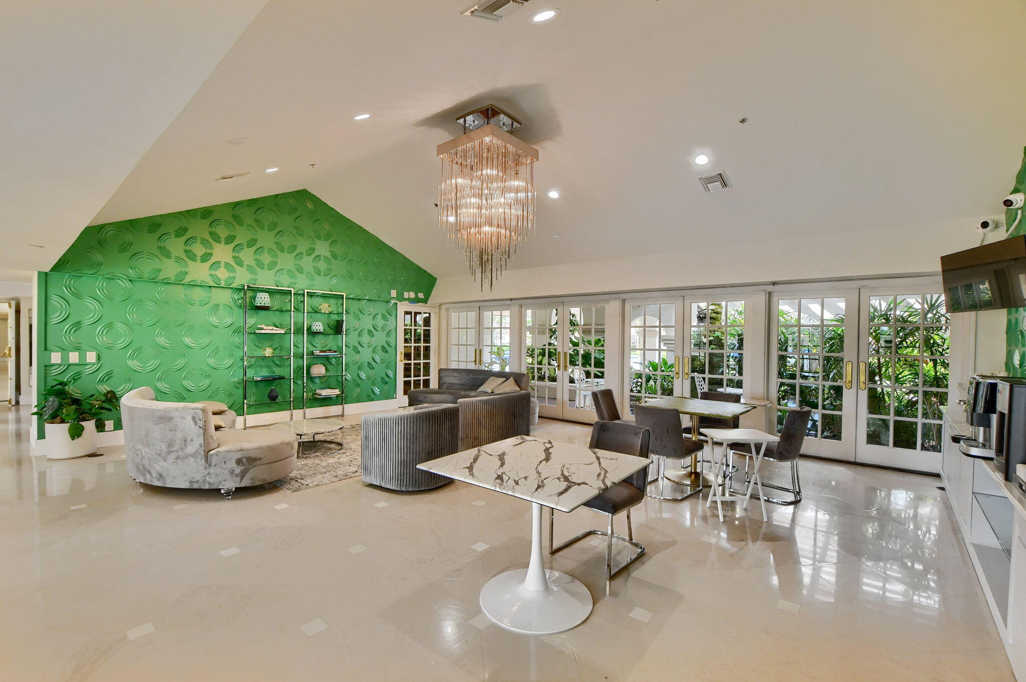 GLADES LANDING 2 - Residential