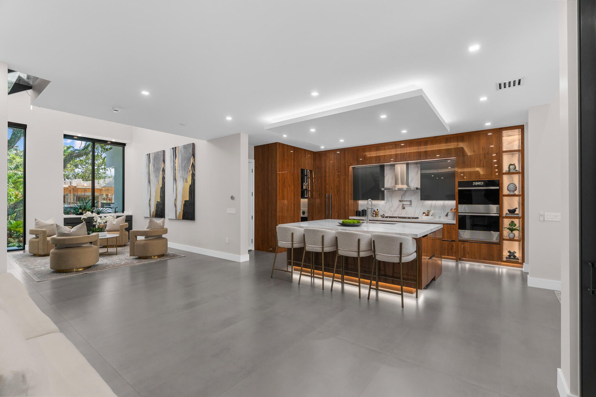 829 SW 11TH Street