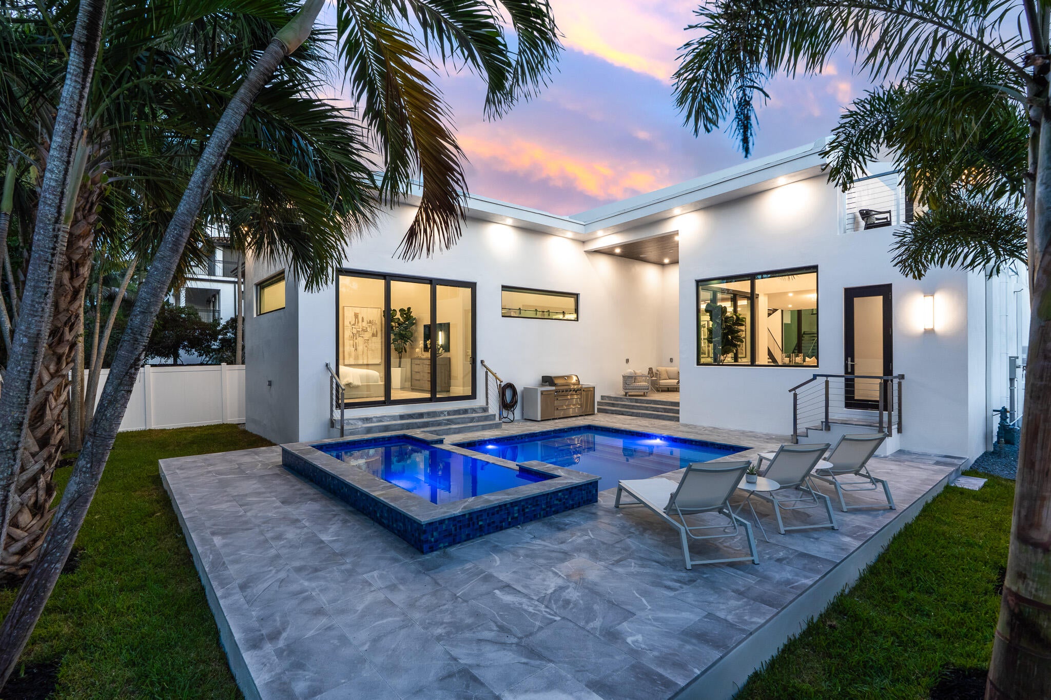 829 SW 11TH Street
