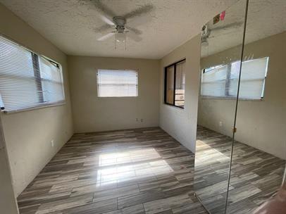 SPRINGS PARK - Residential