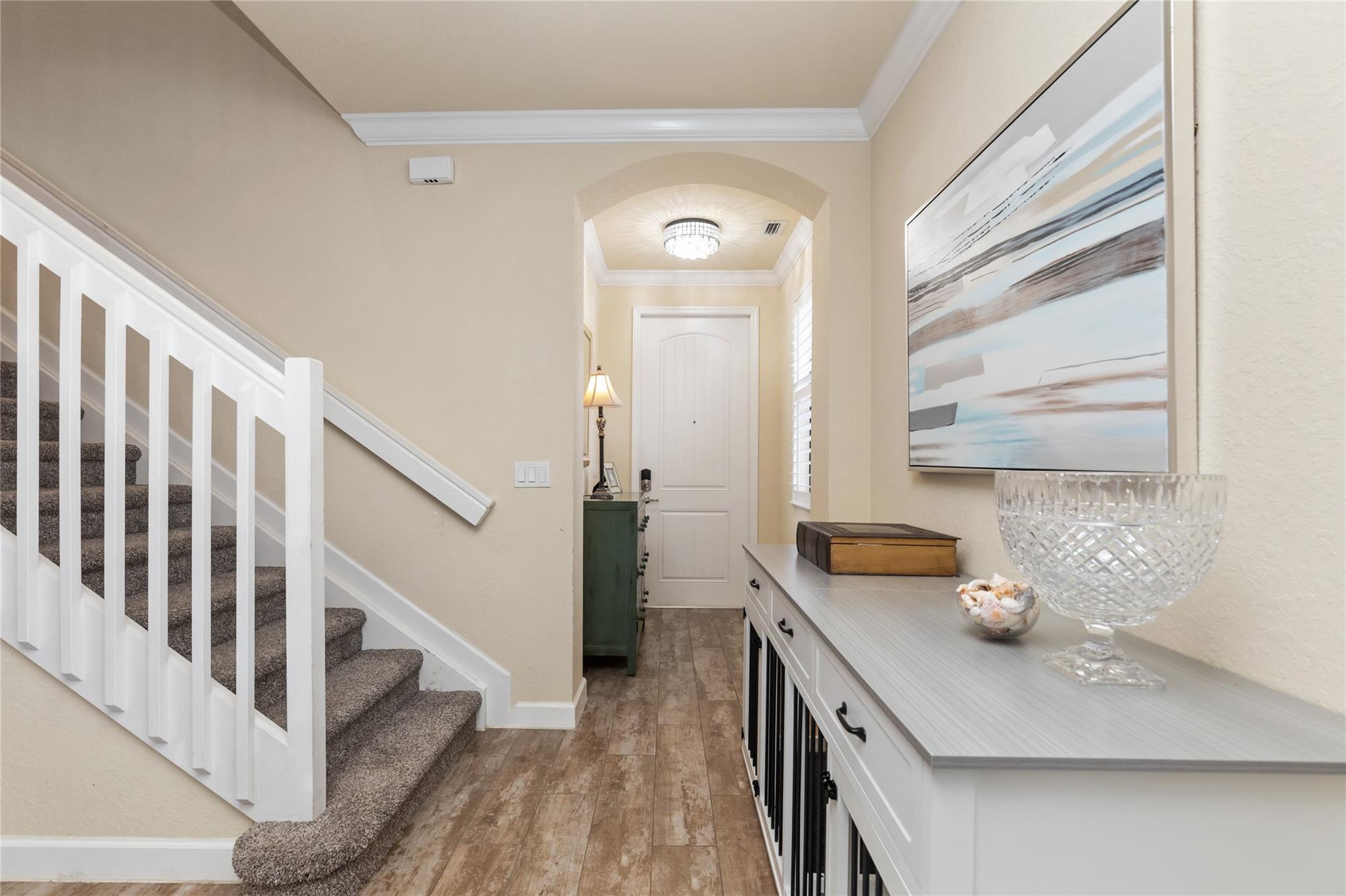 8448 Lakeview Trl