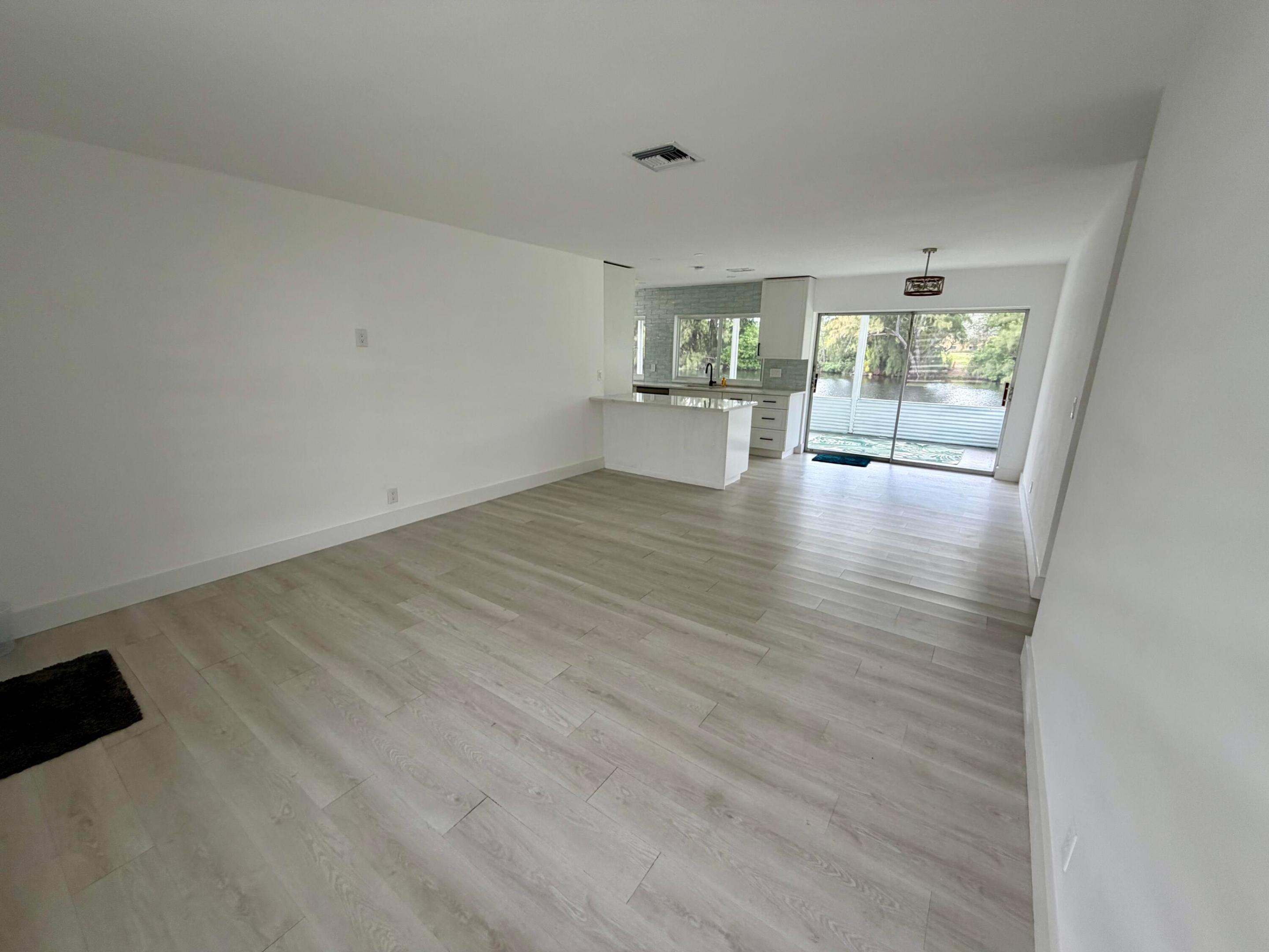 TAMARAC LAKES NORTH - Residential