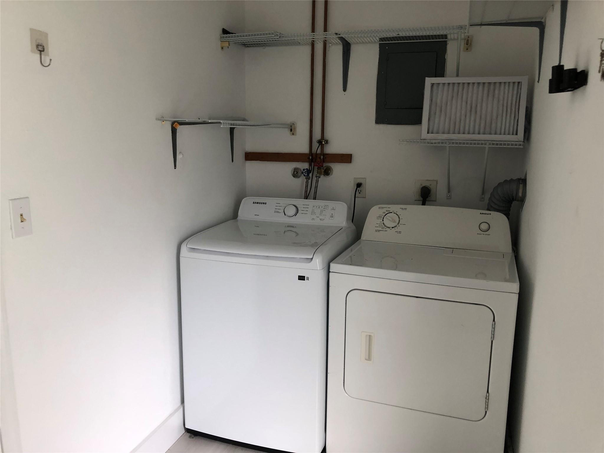 TAMARAC LAKES NORTH - Residential