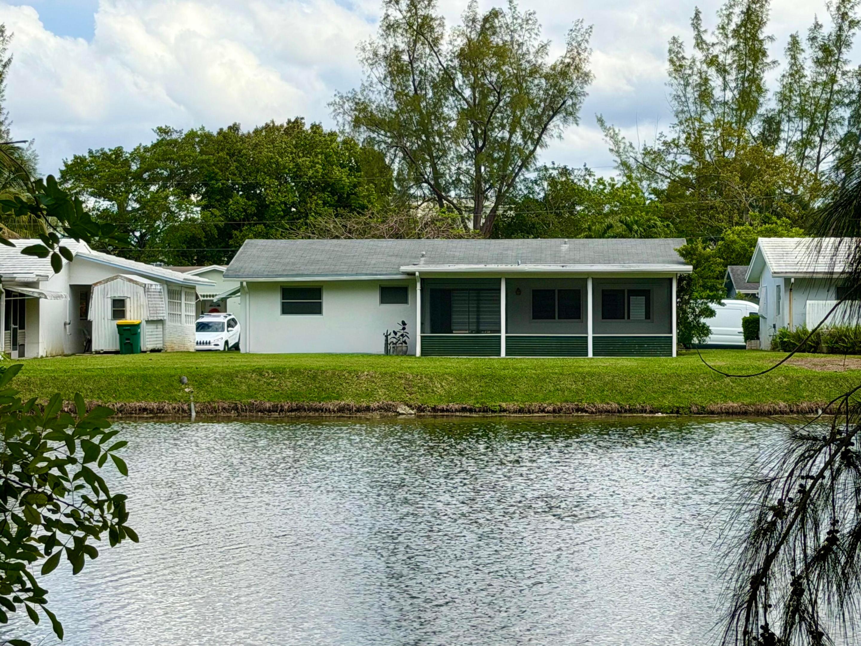 TAMARAC LAKES NORTH - Residential