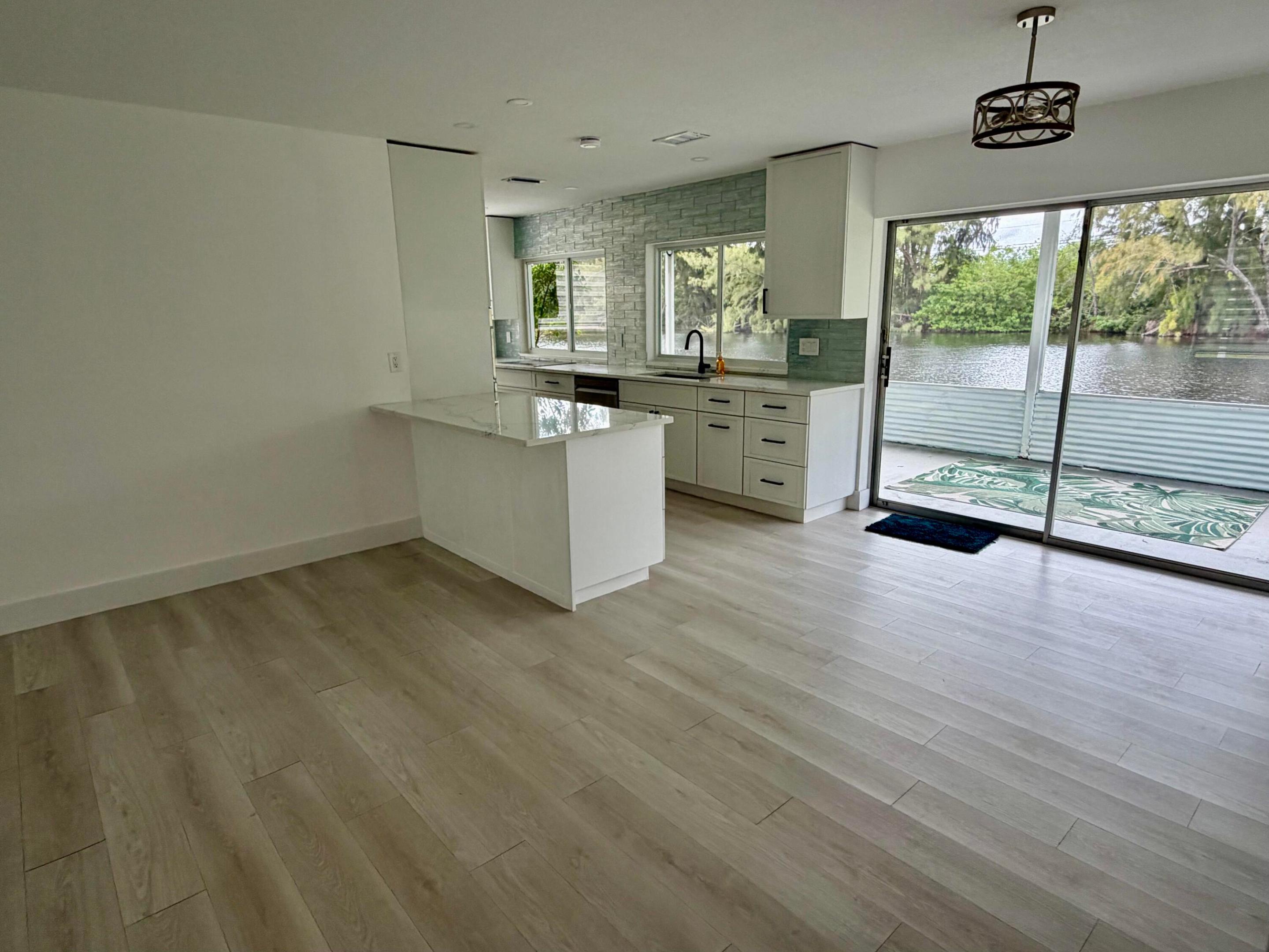 TAMARAC LAKES NORTH - Residential