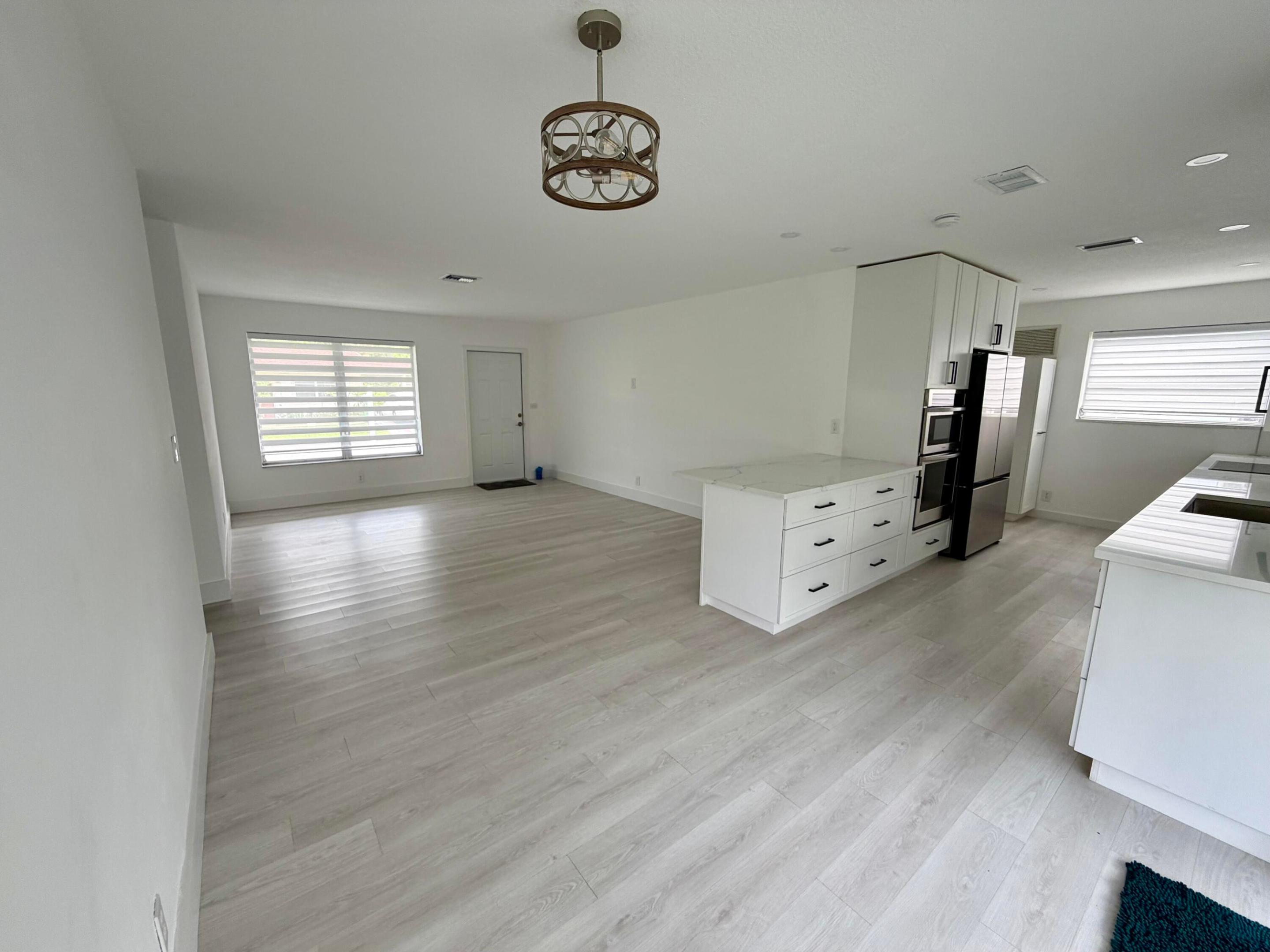 TAMARAC LAKES NORTH - Residential