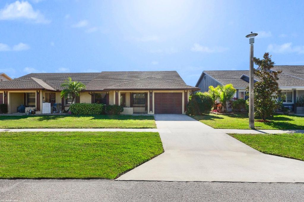 Photo of 11951 Suellen Circle, Wellington, FL 33414 (MLS # R11157962)