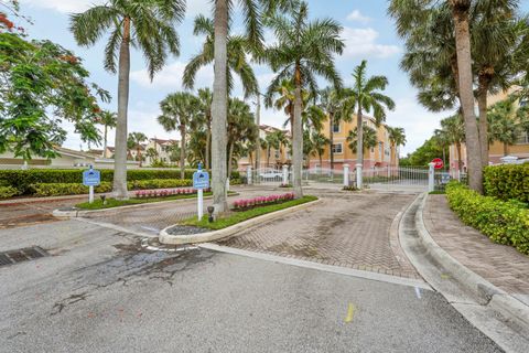 Tiny photo for 115 Harbors Way, Boynton Beach, FL 33435 (MLS # B26037358)