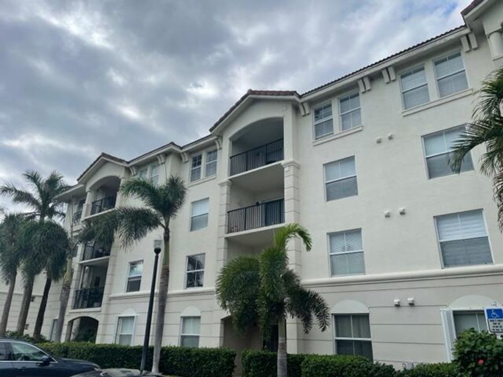 Photo of 3408 Tuscany Way, Boynton Beach, FL 33435 (MLS # R11111313)